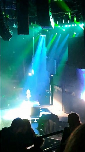 Becky Hill - Geko (Overdrive) (Live at Unipol Arena Bologna 02/11/2025)