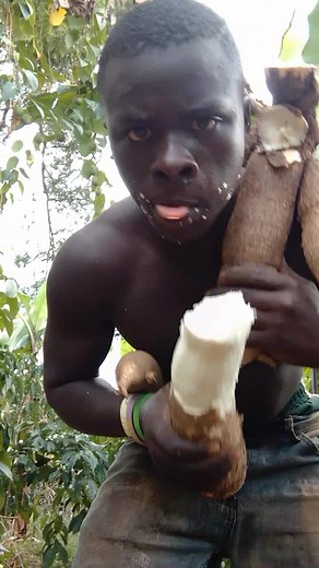 bimbi like me please,,,#foryou #foryourpage😎😎 #trending #bobiwineuganda✊✊✊✊✊✊ #vairalv #funny #youmgbobi #kiddee @jorumhabibi✨✨✨✨✨✨✨✨✨✨✨ @YOUNG BOBI