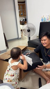 163K views · 4K reactions | Unboxing ng bagong gaming chair ni RK - hanggat pwede pang gamitin di muna bibili ng bago | Jasmine Asley | Facebook