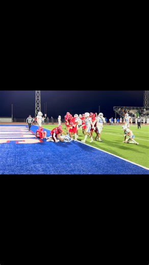 Varsity Football Update Tahoka 15 Sundown 16 4th Qtr 7:20 Cooper Day with the TD! Coen Nevarez with the successful 2 pt conversion to give the Roughnecks the lead! | Sundown Roughnecks