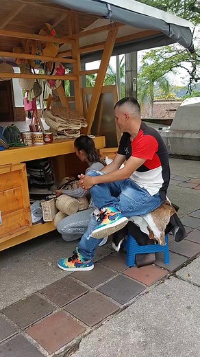 No me vendió nada porq mi dinero yano sircula y q no sirve | mechas cristian mayo