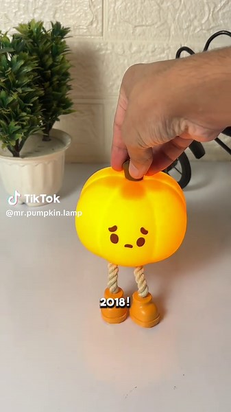 Cute Pumpkin Lamp for Halloween Aesthetic