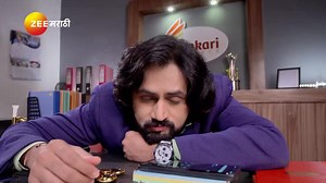 74K views · 2.3K reactions | अनिकेतच्या कारची चिम्याच्या बाईकला धडक होते. zee marathi #ManuAniSamar #PahileNaMeTula #ZeeMarathi #KVPL | Kothare Vision Pvt. Ltd | Facebook