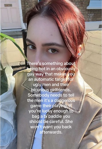 Don’t bite off more than you can chew my guy #fyp #wlw #wuhluhwuh #sapphic #queertok #lesbiansoftiktok #lesbiantok #wlwtok #queer #london