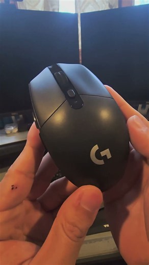 Logitech G305 LIGHTSPEED wireless gaming mouse