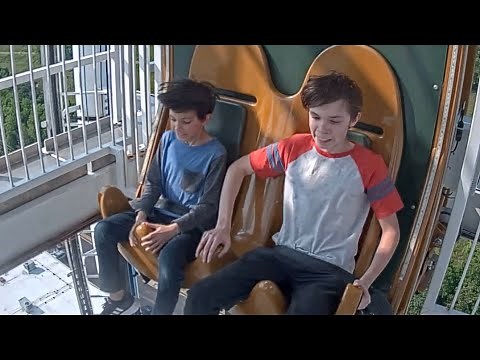 Drop ride at mountain monster