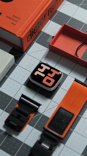 The Fidlock Sync 2.0 Magnetic Band for Apple Watch Series