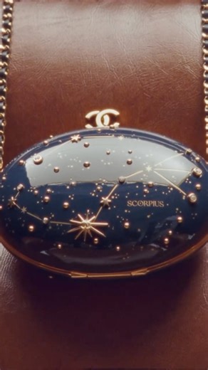 d la Repubblica on Instagram: "Something bright, something shining. Video by @Sarsz & @EduardSanchezRibot. Styled by @Roberto_Ciminaghi. Set design by @Olivia_Aine_. Il servizio nel nuovo numero di d, in edicola. Full Credits: Production @Jonesmgmt. Dop @Sarsz. Editor @el_gao. Music & sound design @PaoloTocci. Color @RaphaelCapre. Set design assistant Lucas Pierre Poirey. 1st AC Fanny Boutonné. Photographer assistant Alexandre L."