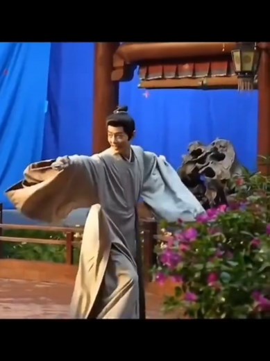 Xiao Zhan's Mesmerizing Sword Dance as Shi Ying