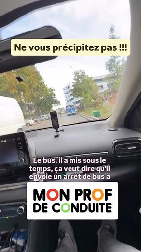 3.9K views · 386 reactions | Dans cette situation, le bus S’arette à...