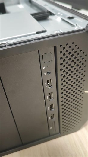 Diagnostic by bip lightning #diag #bip #lighting #server #computer #it