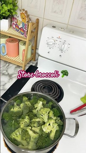 Perfect way to store broccoli in fridge for months 🥦🥦 #ytshorts #youtubeshorts #shorts #fyp