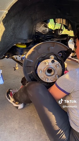 Its on and poppin! 🙂 #subframe #installation #rearend #comic #transjack #creeper #mechanics #strongflex #bushings #mysupra #suprabuild #mkivsupra #jza80 #turbo #targatop #tt #fyp #foryou #buildtok #cartok