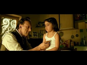 Le fabuleux destin d'Amélie Poulain (2001) stethoscope scene