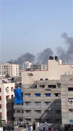 Incendiary artillery shells fell on the shipyard factory and its surroundings, sparking fires