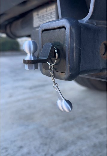 Simplifying Towing with Chevy Trucks and Hitch