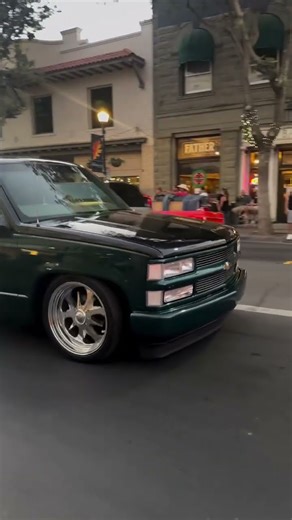 Green OBS Chevy Tahoe Statik Dropped #statik #obschevy #obstahoe #tahoe #droppedtrucks