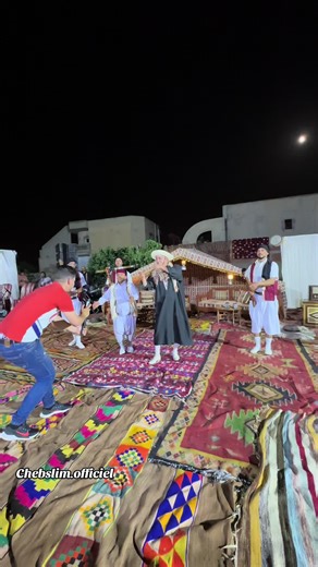 Cheb Slim - Donia ethi kade3a | الدنيا هذي خدّاعة ( clip officiel )