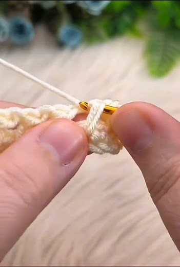 Beautiful and Easy Crochet Pattern Tutorial for Beginners