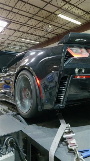 C7 Corvette Z06 came in for our Stage 3 Package. Beautiful Powder Coating was applied as well.