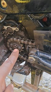 1.5K views · 575 reactions | Bike chain spokets maintenance explained video simple trick Veeru mechanic Telugu | Veeru Mechanic | Facebook