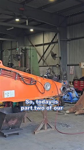 1.4M views · 18K reactions | Restoring BIG Excavator Arm & Bucket! | Cutting Edge Engineering Australia | Facebook