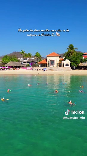 Exploring the Stunning Beaches of Huatulco, Oaxaca