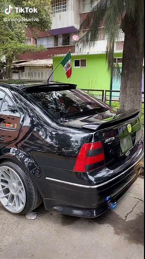 Jetta A4: Tuning, Velocidad, y Diseños Deportivos