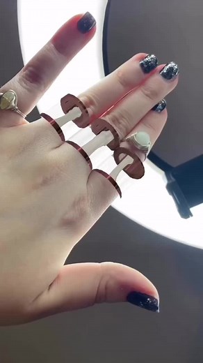 Anatomy Jewellery: Skeleton Rings by Piper ZY