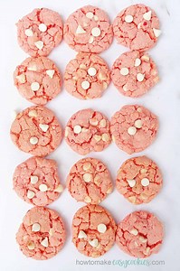 STRAWBERRY CAKE MIX COOKIES -- 4-ingredient, easy pink cookies