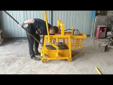 Small mobile hollow block machine QMR2-45 home use brick machine