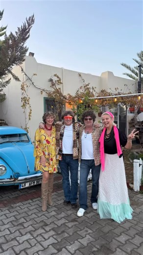 Elif Güvendik on Instagram: "70s party, then Stayin’ Alive 🎼🎵🎶🎵🎶🎶🎵🎶🎵🎶"