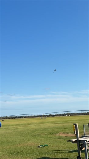 Flying the Apex Aerotech 360 Slick in high winds! I can see the orientation very well far away! #apexaerotech #rcplane | Rick Wiggins