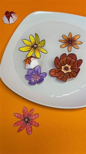 Early Years Resources | Blooming flowers science experiment 🌸 Try this fun activity for kids to learn about science! Add the paper flowers to a bowl of water and... | Instagram