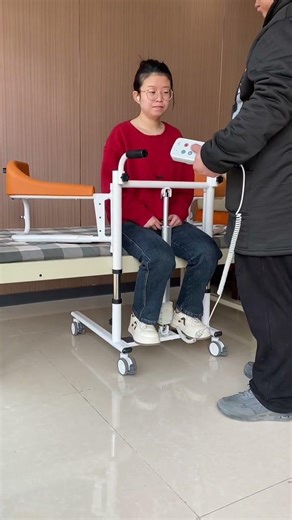 Electric sit-to-stand transfer chair, demonstration video #elderlycare #wheelchair
