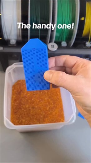 BamBam Design on Instagram: "The "Handy Silica Box" is now compatible with the AMS 2 Pro! Free to download Printer accessorie at Makerworld. 💾 Silica Box: https://makerworld.com/models/2147398 🖨️Printer: Bambulab H2C 🎨Filament: Bambulab ASA 🌳Linktree: https://linktr.ee/bambamdesign #silicagel #bambulab #3dprinting #AMS2pro #AMS"