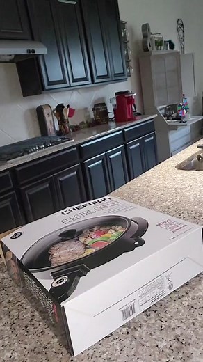 Cooking with Chefman Electric Skillet: Delicious Chicken and Veggie Recipe