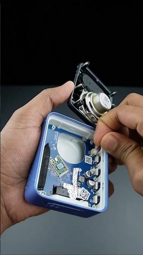 Sound depends on 🧐? JBL GO Essential