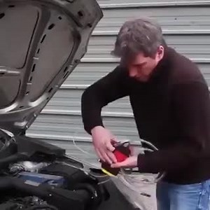 😎🚗Easily Extract Motor Oil Straight From Your Car Hood!👨‍🔧🔧 ✅Quick & Easy Oil Change Right At Home!💪 ✅Removes Oil From Dipstick Bore ✅Mess-Free Car Servicing! Get Yours Here 👉https://bit.ly/33Nygqq | GadgetGuidebook