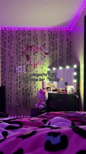 Cozy Black Vanity Ideas for a Dreamy Room Setup