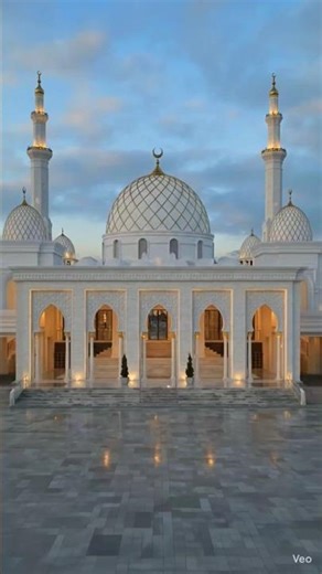 Heavenly Beauty of a Mosque | Islamic Peace