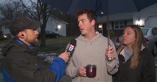'I've never seen anything like this in my life': Neighbors describe rapidly rising Grand Rapids flood waters
