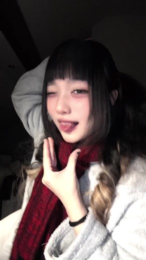 Yumei 🎧✩♫ (@umei_bates)’s videos with オリジナル楽曲 - 米津玄師 ハチ