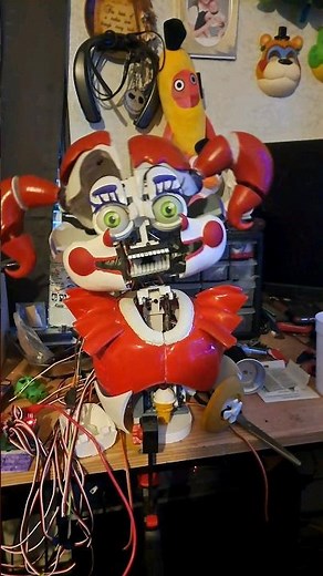 Circus Baby animatronic sing a part of Join us for a bite by ‪@JTM‬ #fnaf #circusbaby #animatronics