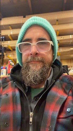 🪵Oil-based polyurethane for some reclaimed walnut trim 🤤 This tree came from the tornado of ‘19