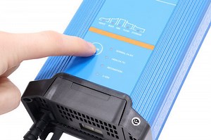 Victron Blue Smart Battery Charger with Bluetooth - IP22 Protection - 12V - 30 Amp Victron Battery C