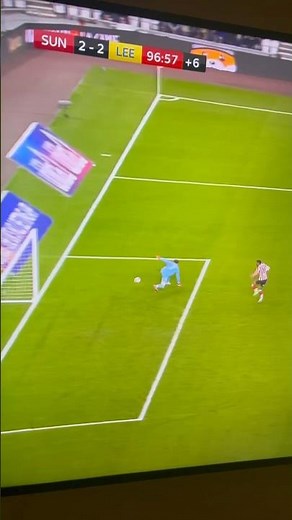 The worst howler of all time Illan Meslier Sunderland 2-2 Leeds United #sunderland #leeds #meslier