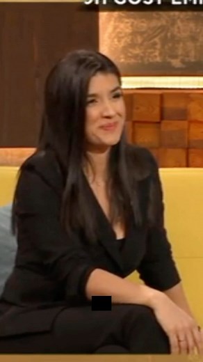 Neka vam u životu bude sve kao u pesmi ‘Svetlo’! 🥰 #svetlo #radasaric | Rada Saric