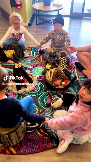 Yarning in a Circle for NAIDOC Week | Indigenous Childcare