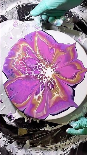 5 Secrets to Creating INSANE Fluid Art Blooms